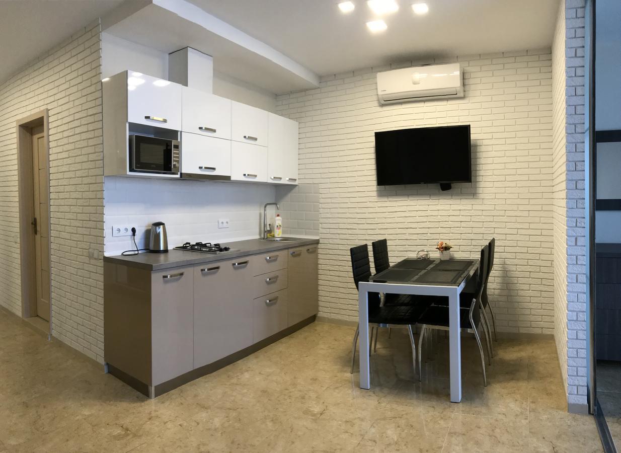 V&A Lux Apartments 바투미 외부 사진