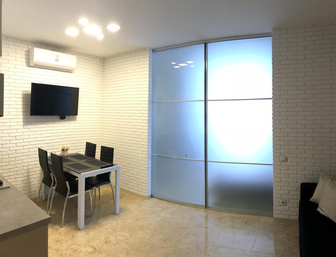 V&A Lux Apartments 바투미 외부 사진